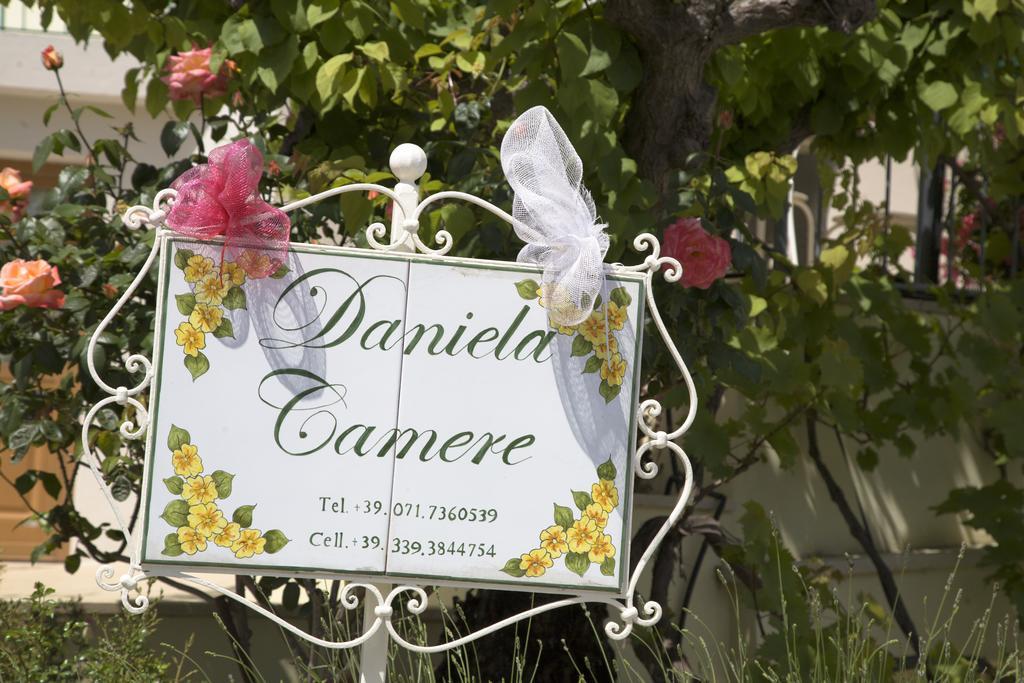 Daniela Camere سيرولو المظهر الخارجي الصورة